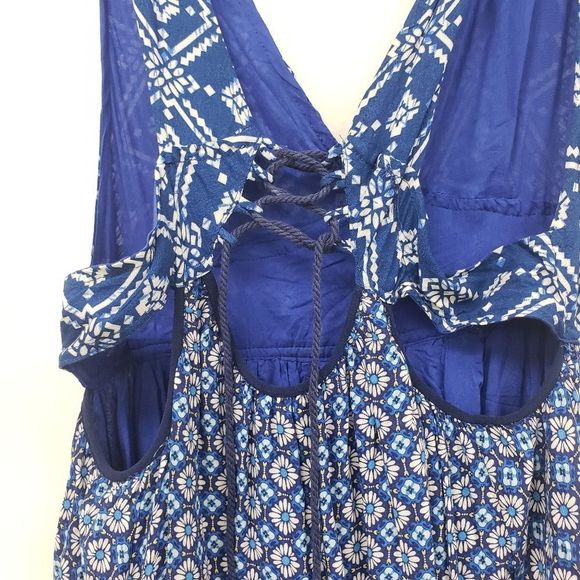 Lulu's Coastal Composure Maxi Dress Size Small - Picture 8 of 15